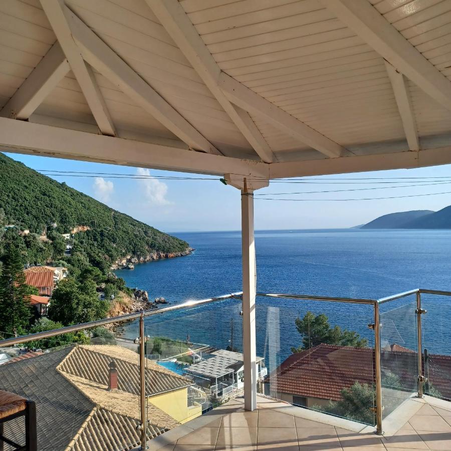 Penthouse Vasiliki Apartment Bagian luar foto